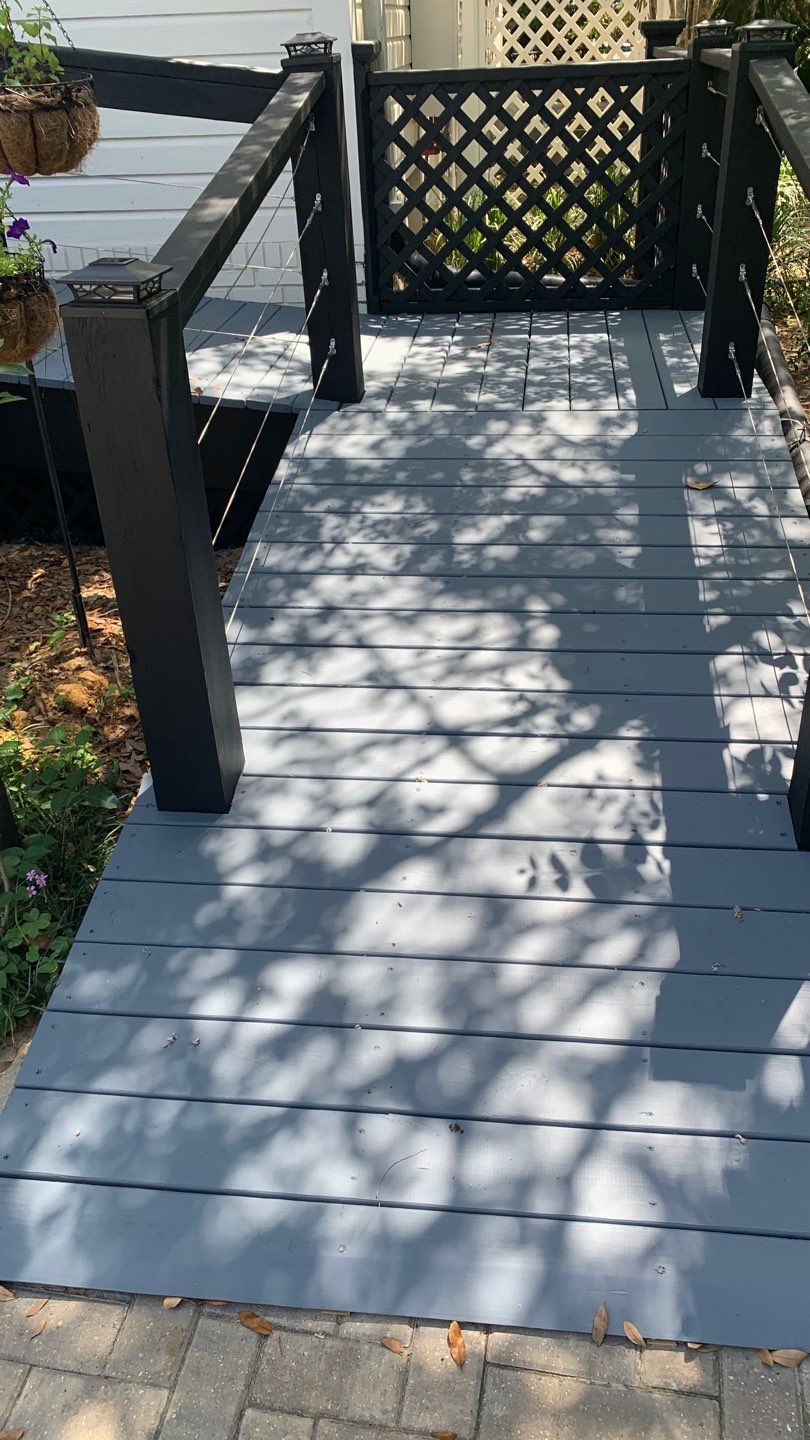 Painted ramp and lattice landing on a custom deck