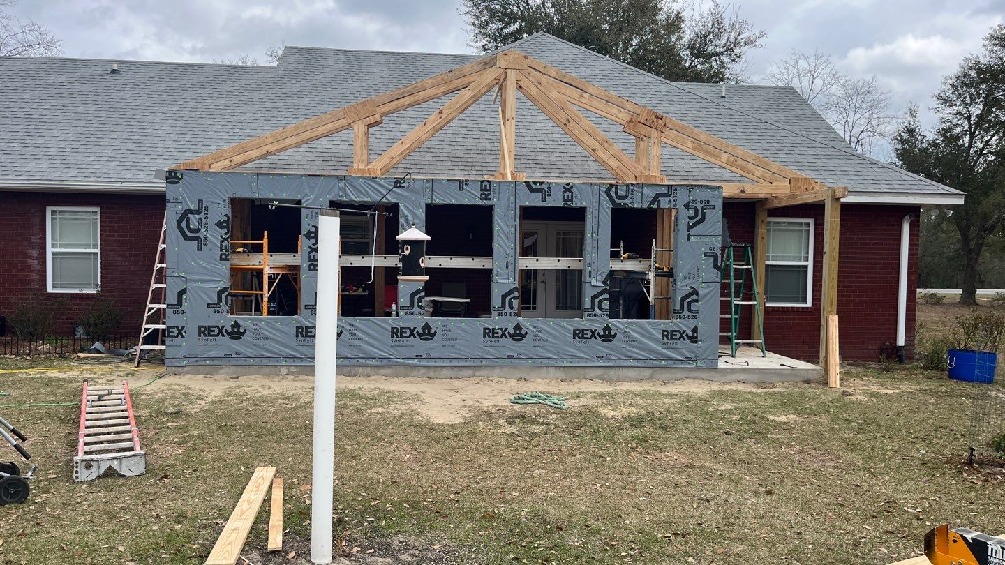 Florida room addition during framing and exterior preparation